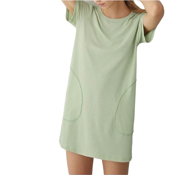 Mint Green Dress With Pockets Size Large - Picture 2 of 2
